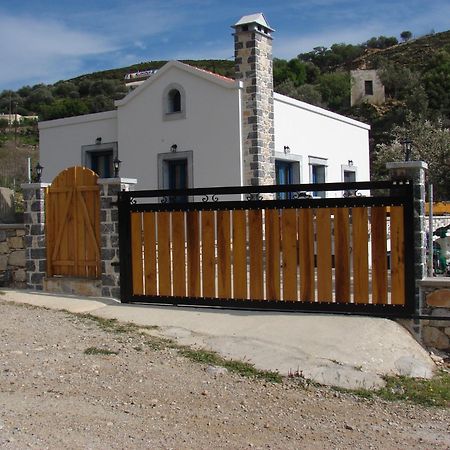Villa Polymnia Emborios Bagian luar foto